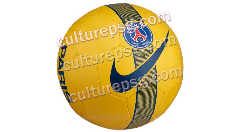 Un ballon jaune... indice pour le prochain maillot extérieur du PSG ...