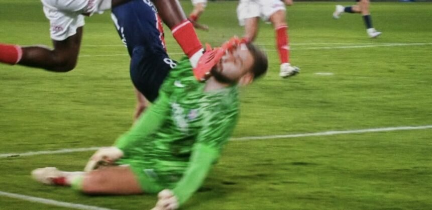 Donnarumma le visage en sang  - copyright Ligue 1