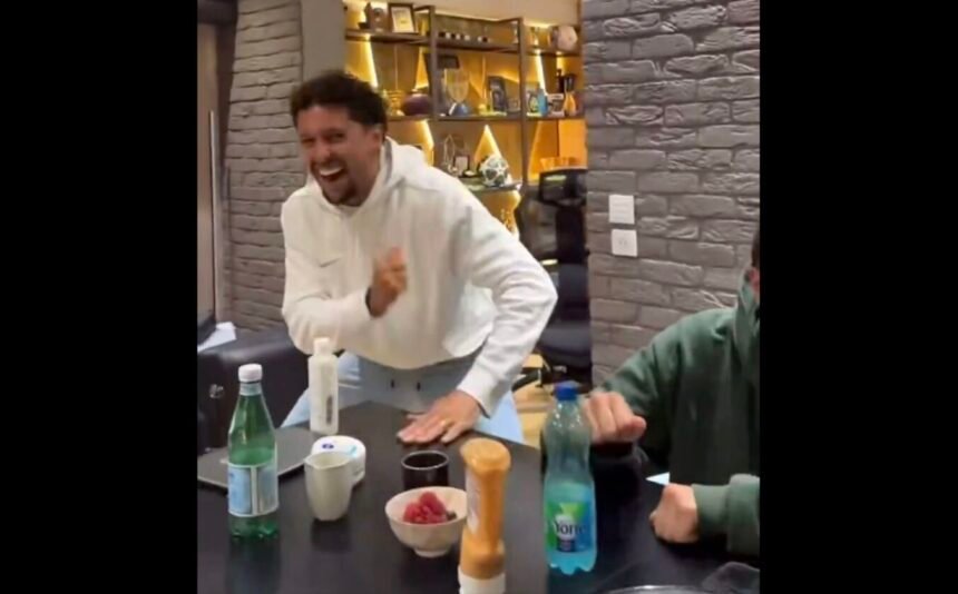 Grosse fiesta chez les Marquinhos pour la victoire du PSG face au Barça